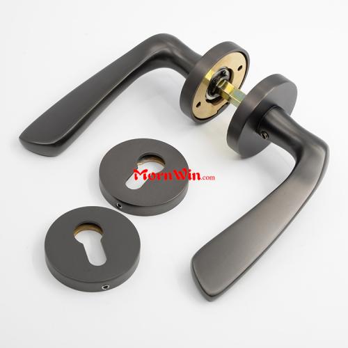 Wholesale Brass Black High Quality Solid Lever Door Handle